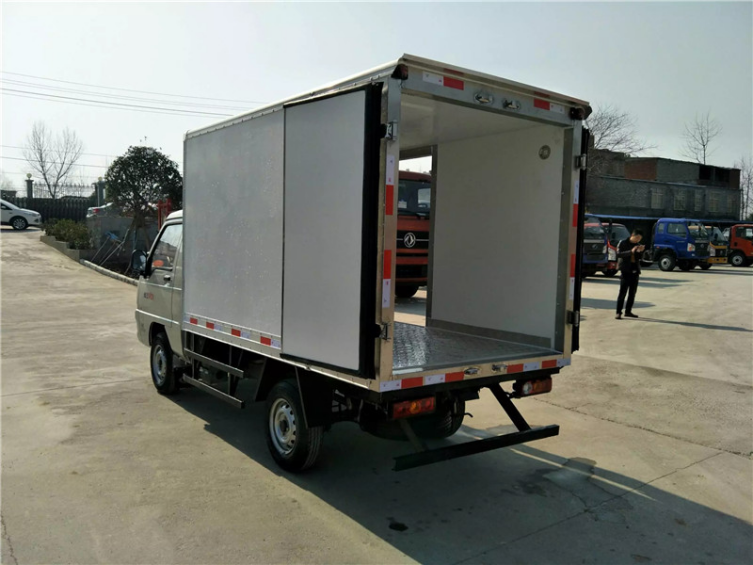 小型冷藏车价格-福田小型冷藏车图片.png