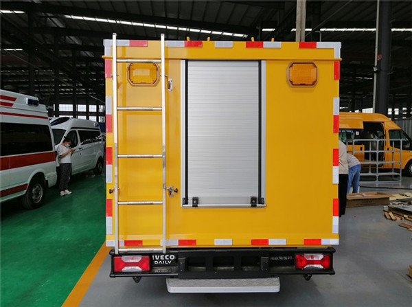 东风多利卡救险车_救险车的功能与作用_福特V348气防车