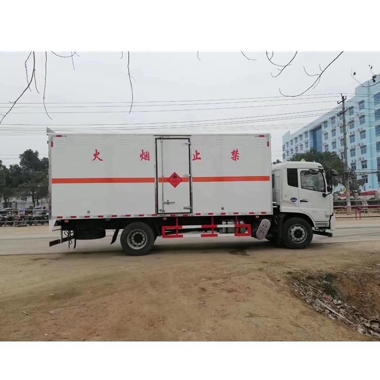 国六东风天锦三类易燃液体厢式运输车-湖北危化品生产厂家