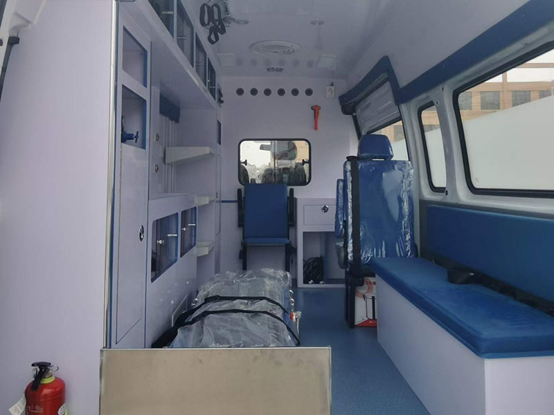 v362救护车-(5).jpg